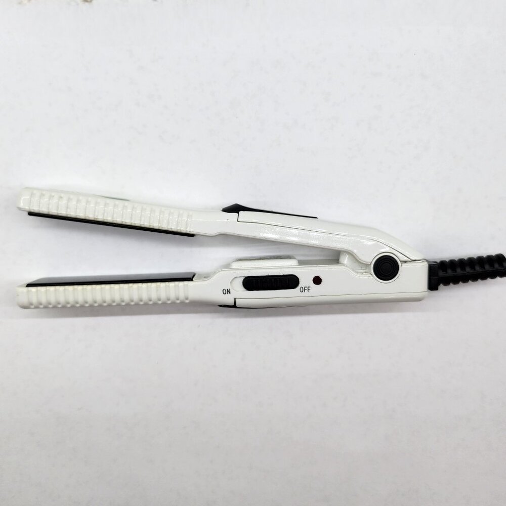Mini Hair Straightener - Picture 4 of 5
